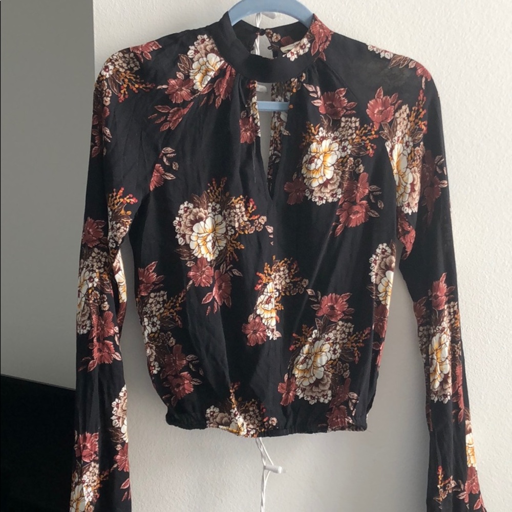 Women’s shirt